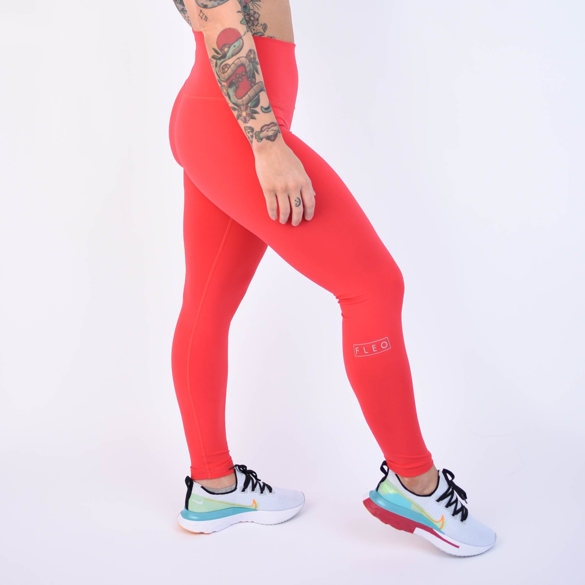 Red nike hot sale leggings