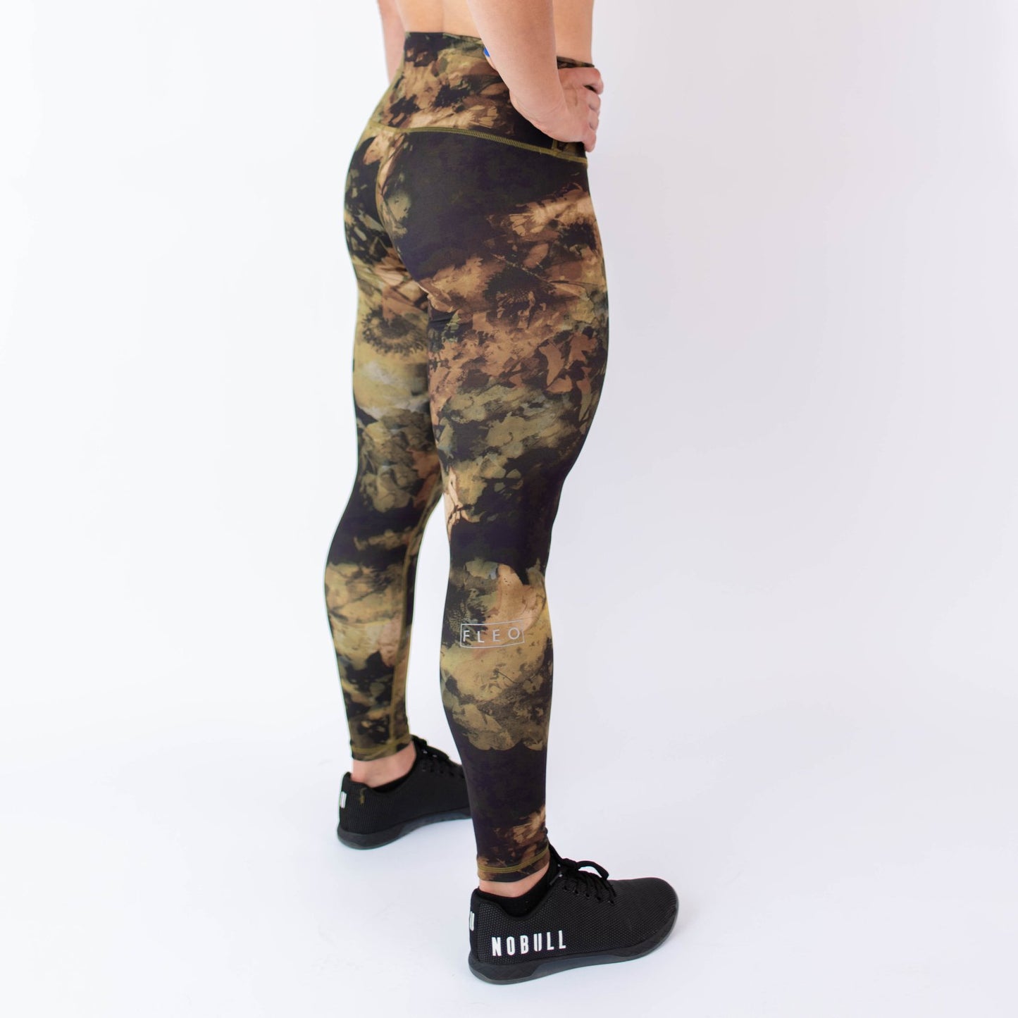 FLEO El Toro 25" Ivy Night Leggings (Bounce)