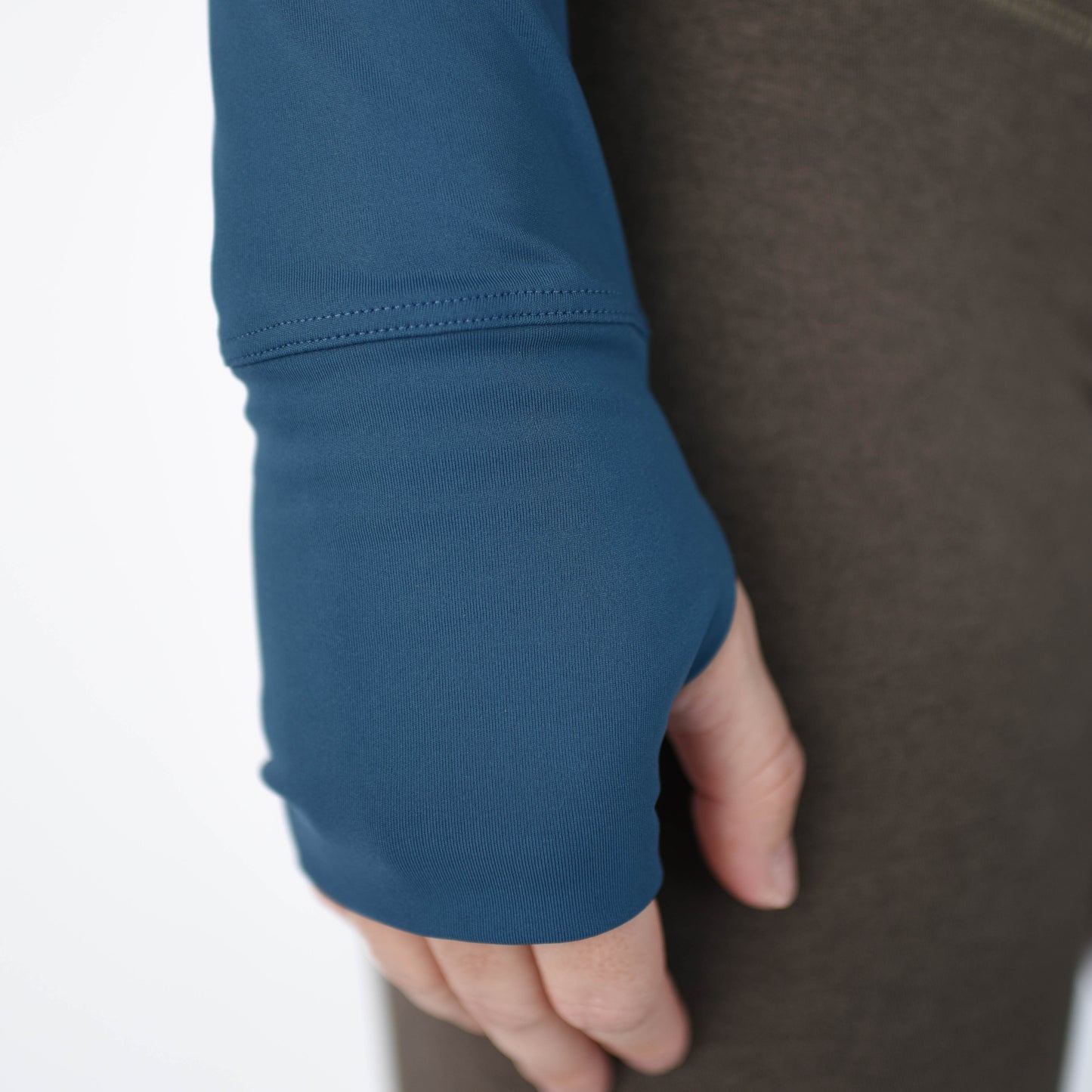 FLEO Foundation Long Sleeve Crop - Sailor Blue