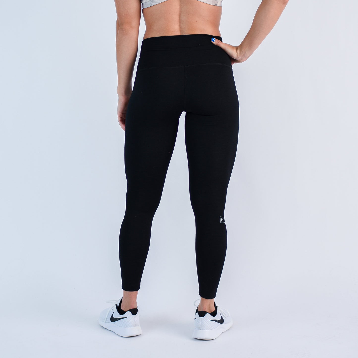 FLEO El Toro 25" Black Leggings (Rib)