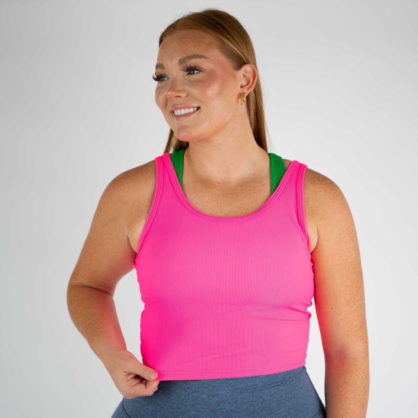 FLEO Breeze Crop Tank - Famous