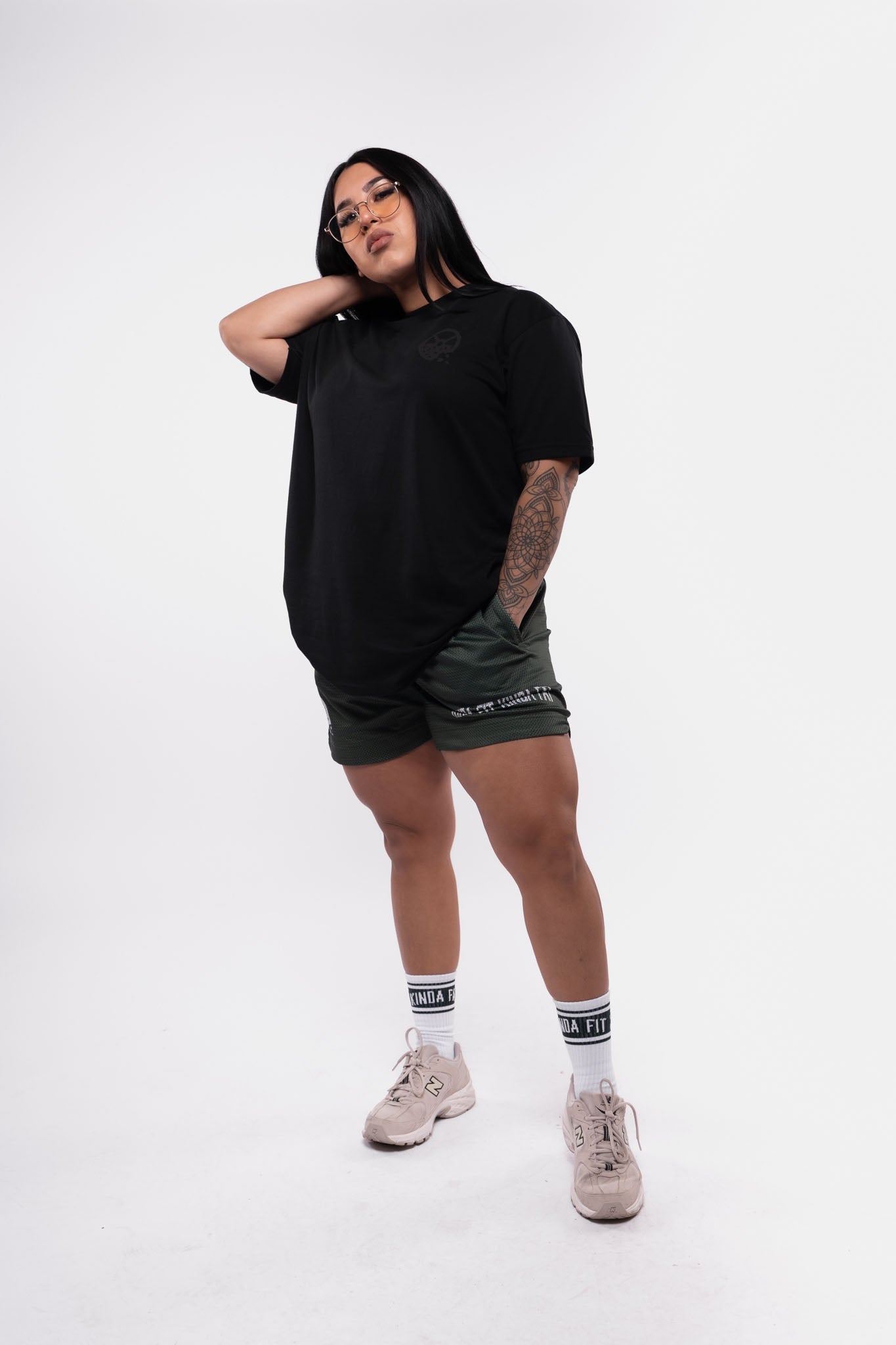 Kinda Fit Kinda Fat Bar Logo Tee (Black / Black)