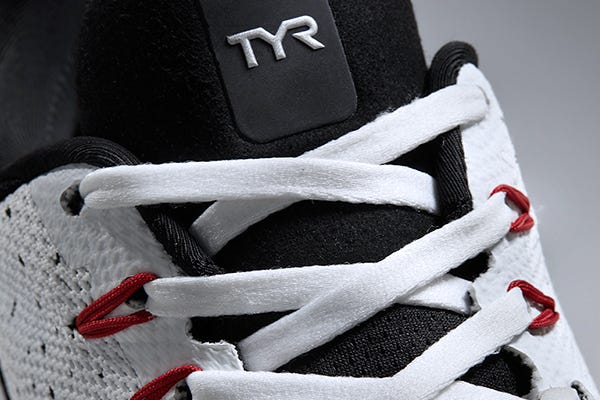 TYR Techknit RNR-1 Training Shoes (108 White/Black)
