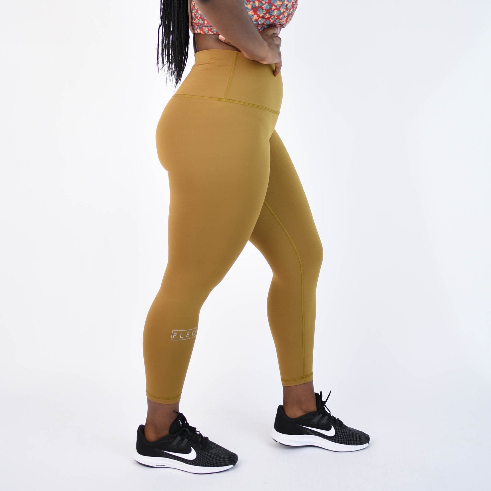 FLEO El Toro 21" Amber Green Leggings (Bounce) - 9 for 9