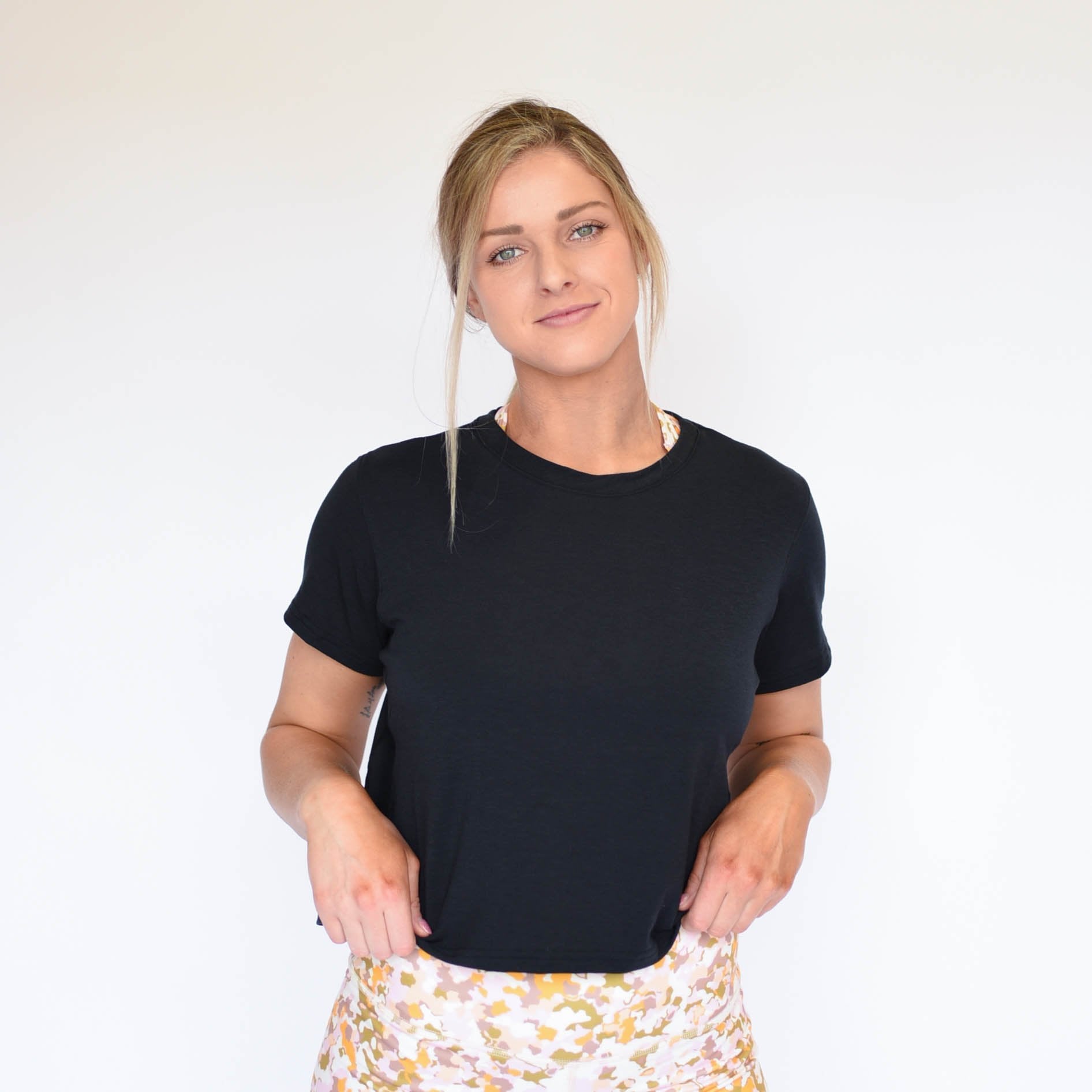 FLEO Skimmer Tee - Black - 9 for 9