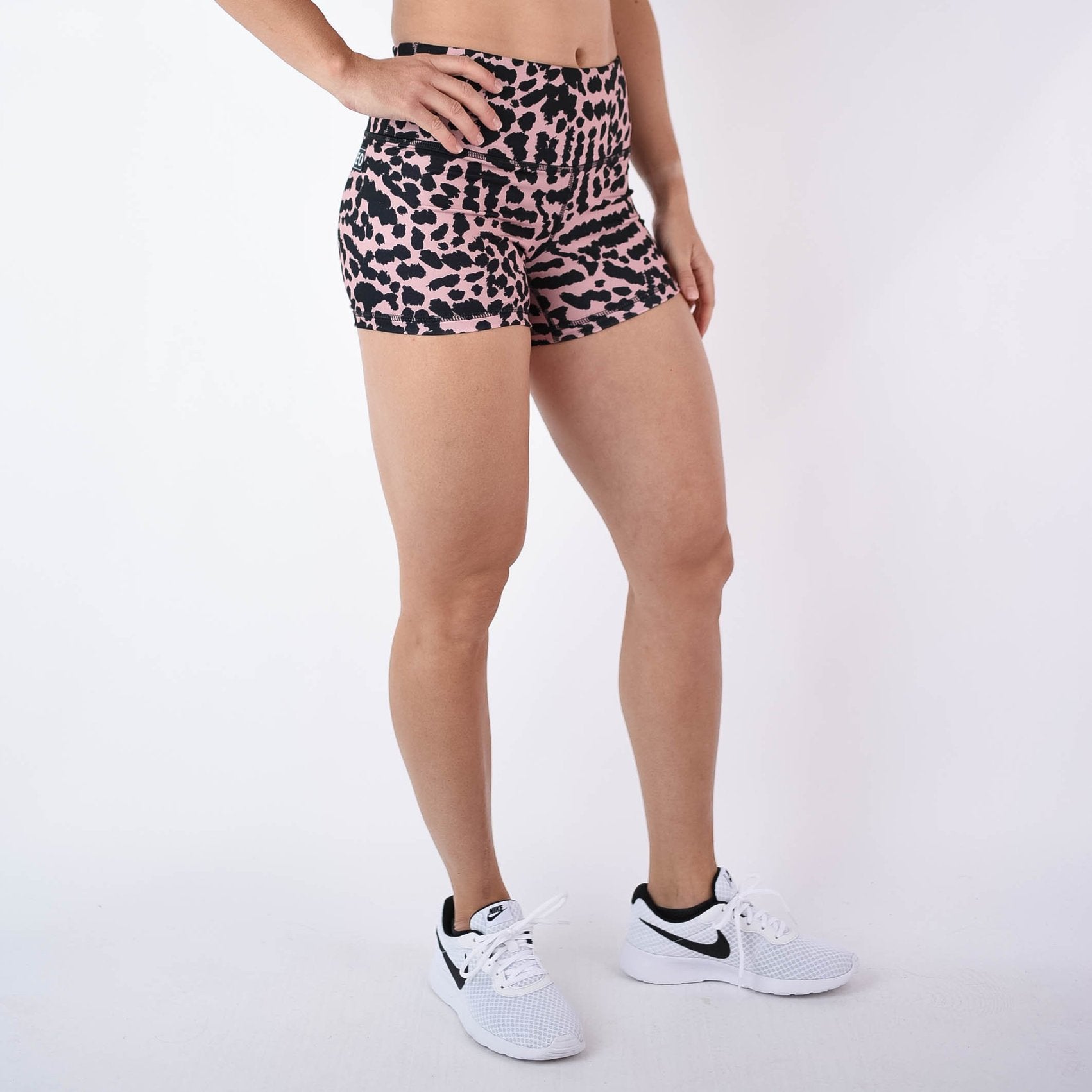 FLEO Leopard Frenzy Shorts (Power High-rise) - 9 for 9