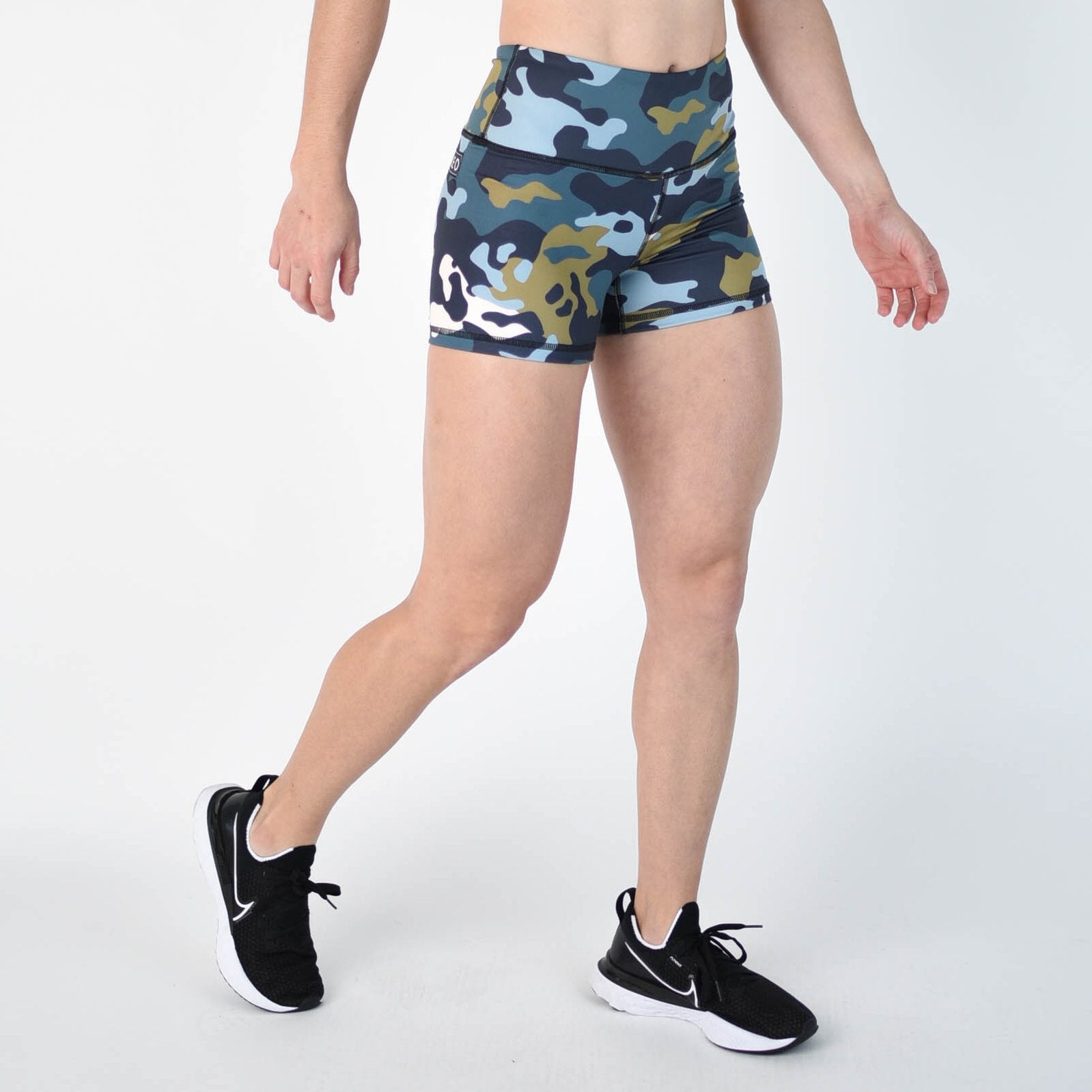 FLEO Alpine Olive Camo Shorts (Power High-rise) - 9 for 9