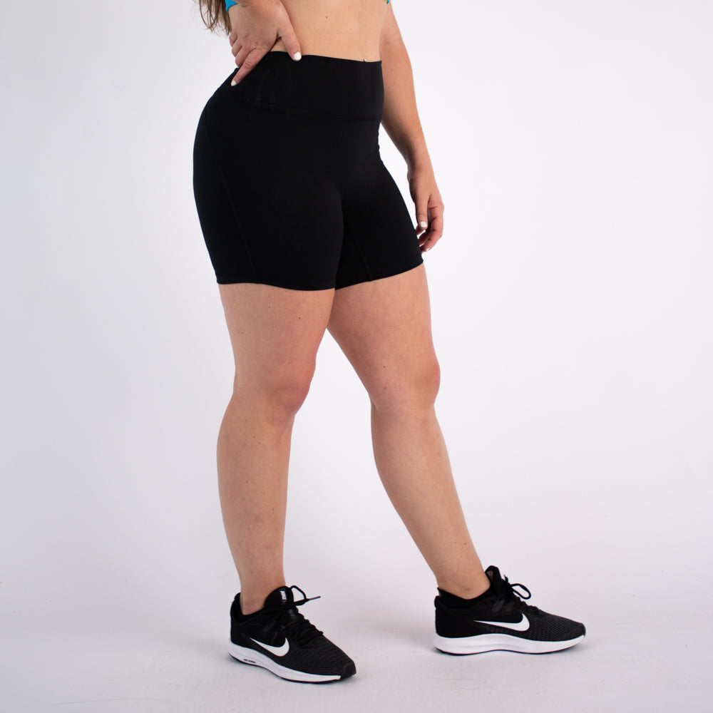FLEO Black Shorts (Charge NFS)