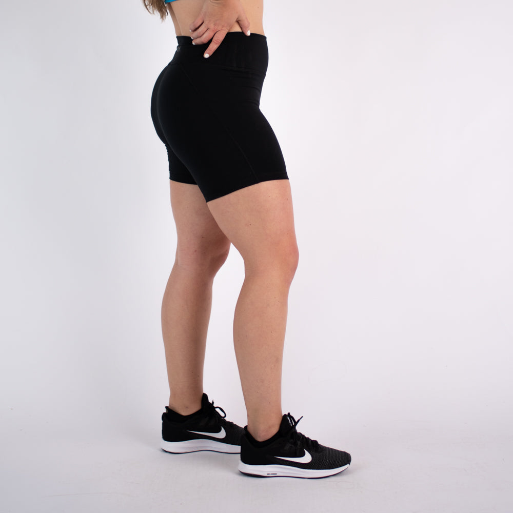 FLEO Black Shorts (Charge NFS)