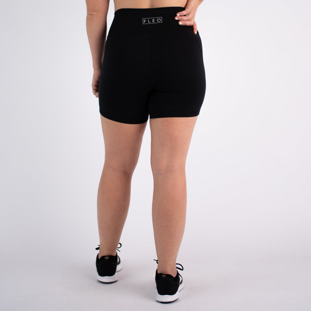FLEO Black Shorts (Charge NFS)